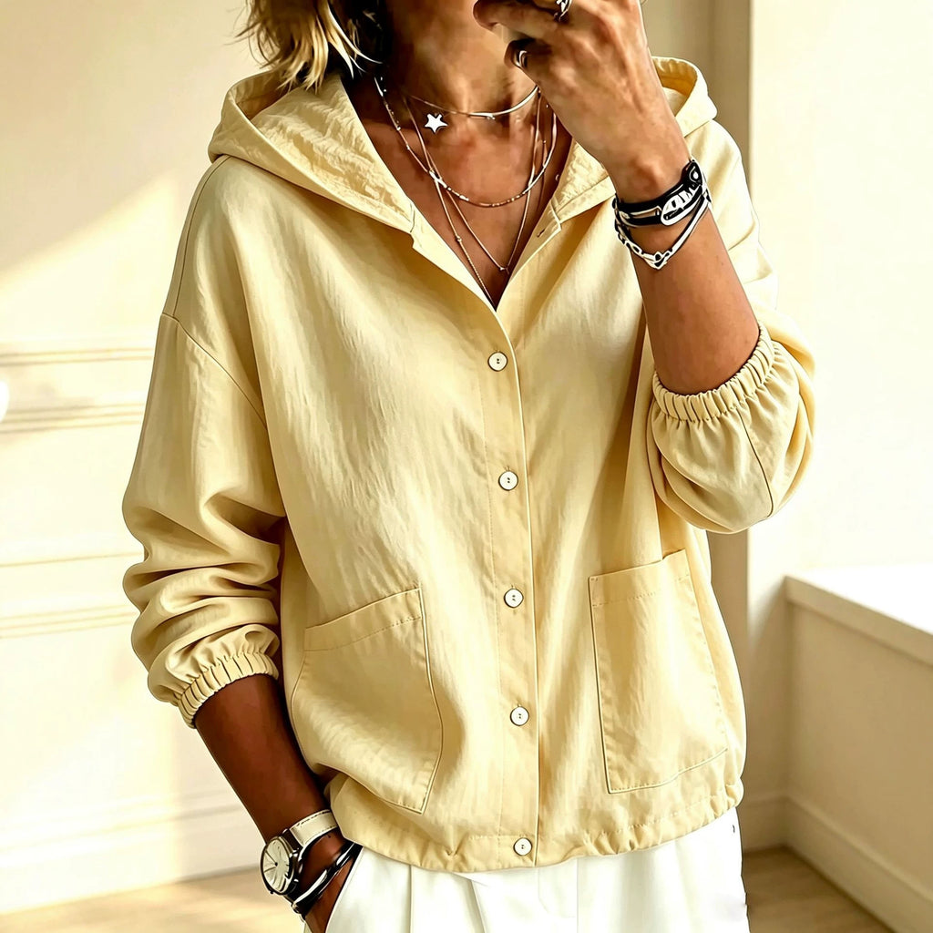 Women's hooded button-front jacket with a loose fit – A relaxed comfortable style