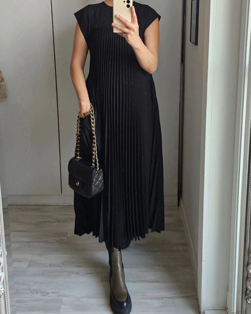 Women's Pleated Maxi Dress – Effortlessly Elegant Occasion Dress