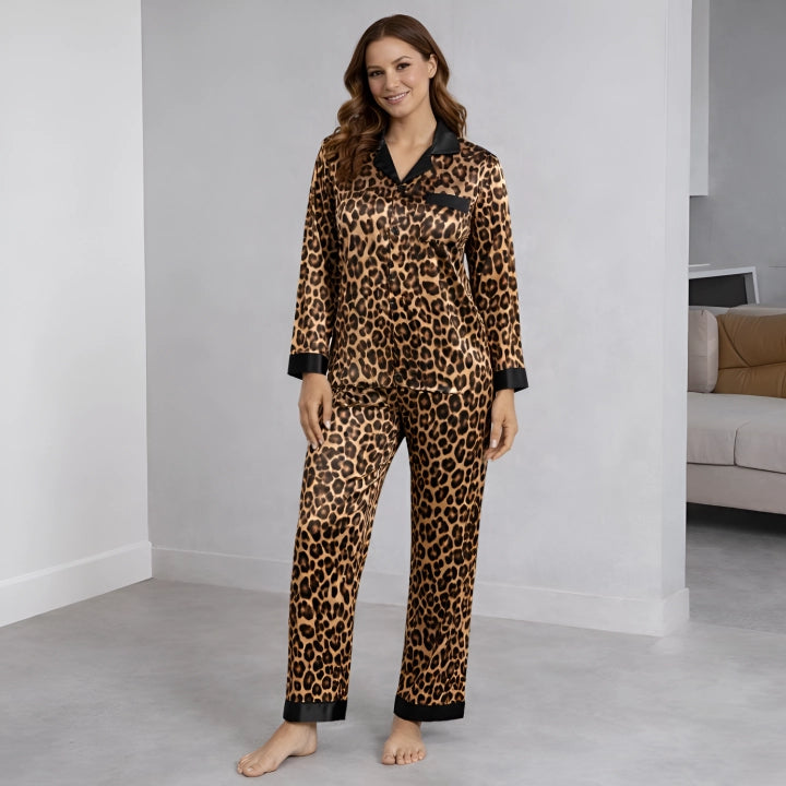 Couples Long-Sleeve Leopard Print Pajama Set – Matching Sleepwear Outfit
