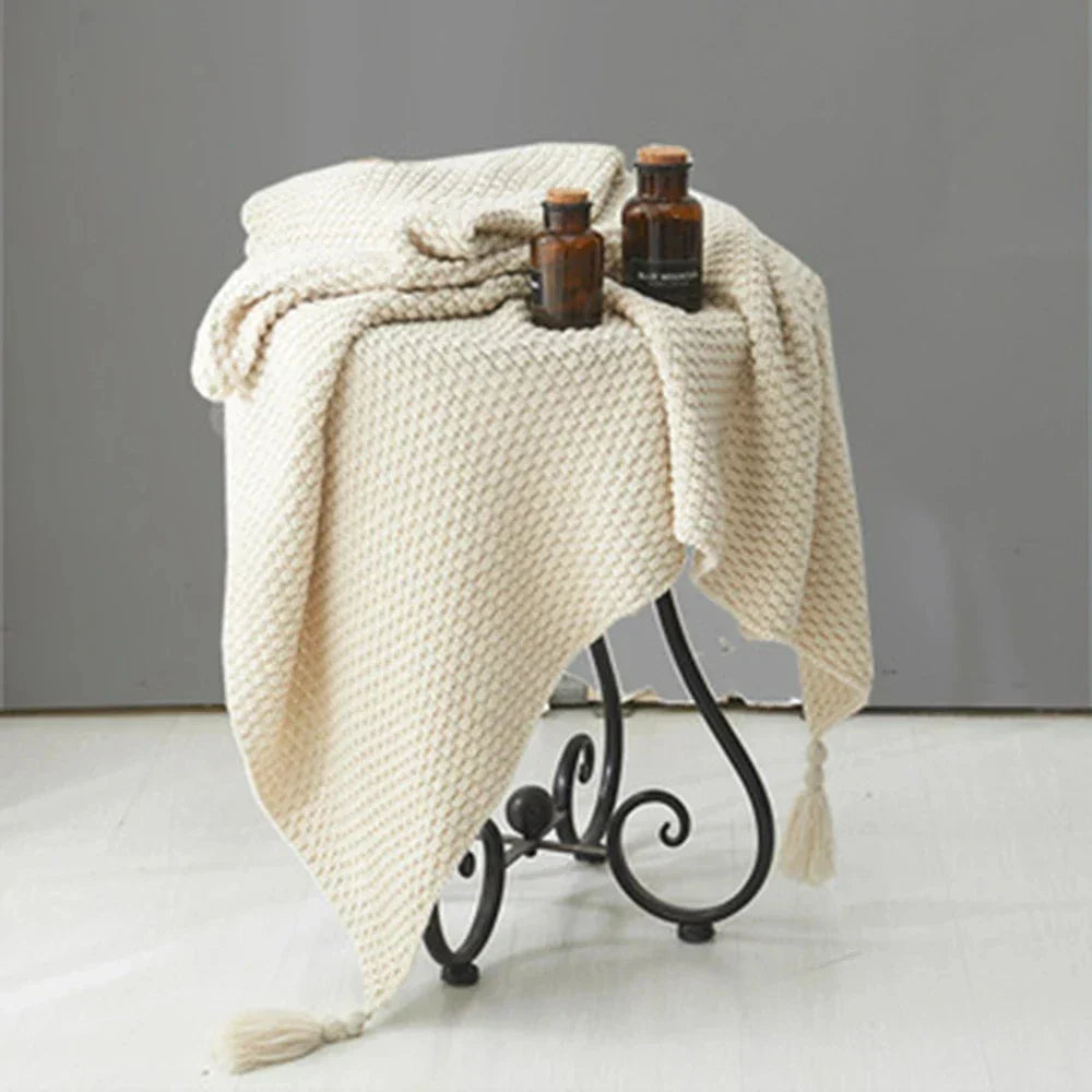 Cozy Knitted Wool Throw Blanket – Soft Warm Home Decor