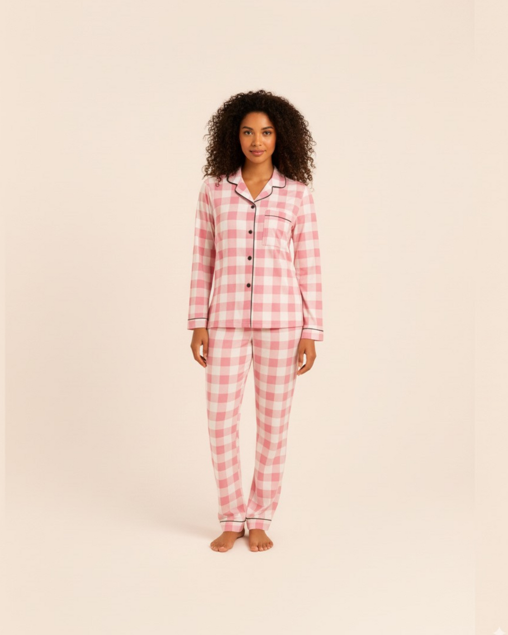 Damespyjamaset met ruitjespatroon – top met lange mouwen en knoopsluiting en broek
