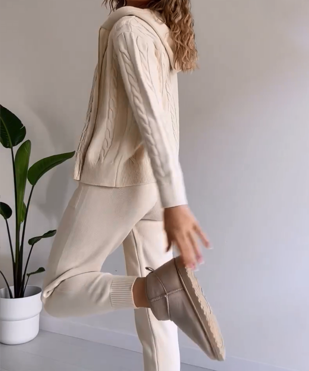 Women’s Sweater Cardigan Two-Piece Set – Cozy Stylish Outfit