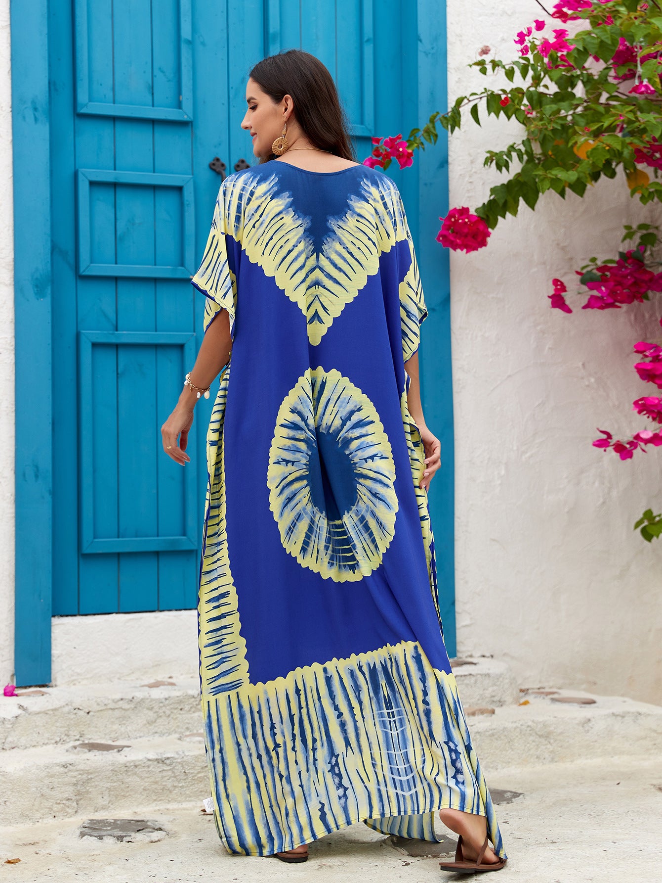 Women's Printed V-Neck Maxi Holiday Dress - Relaxed One Size Daywear