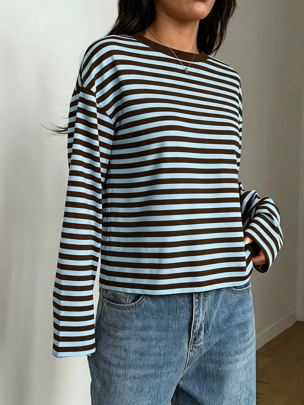 Crewneck Color-Block Shirt - Soft and Versatile