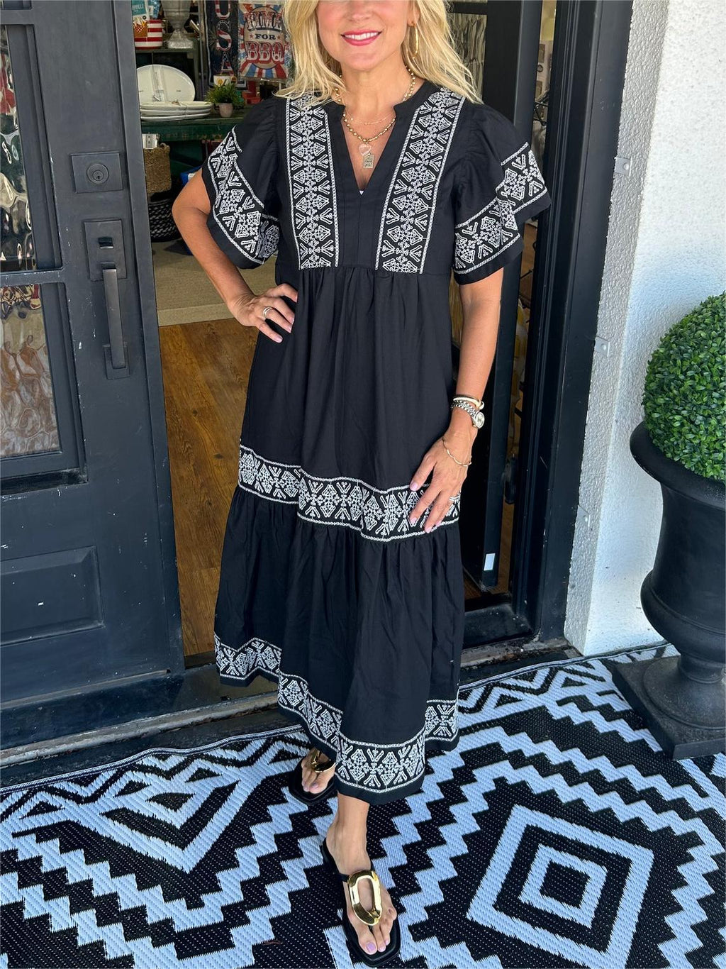 Women's Embroidered V Neck Boho Maxi Dress – Flowy Vacation Dress