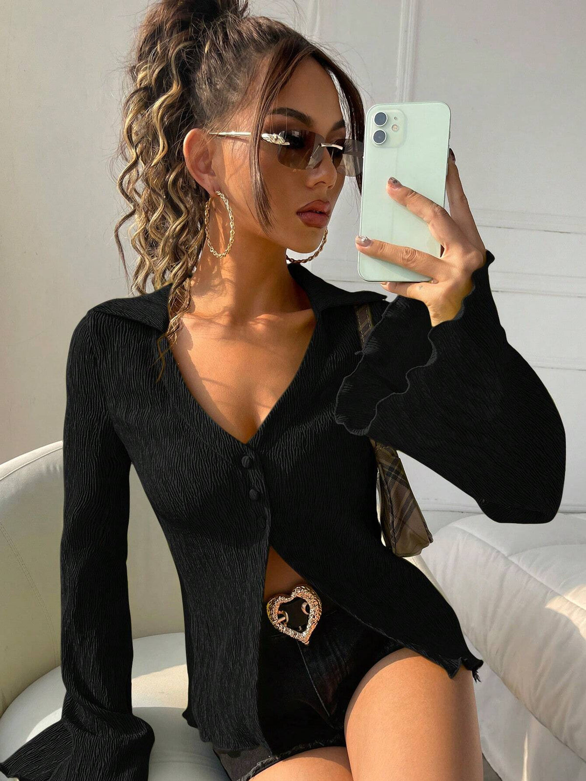 Retro Close-Knit Long-Sleeve Top - Soft and Easy