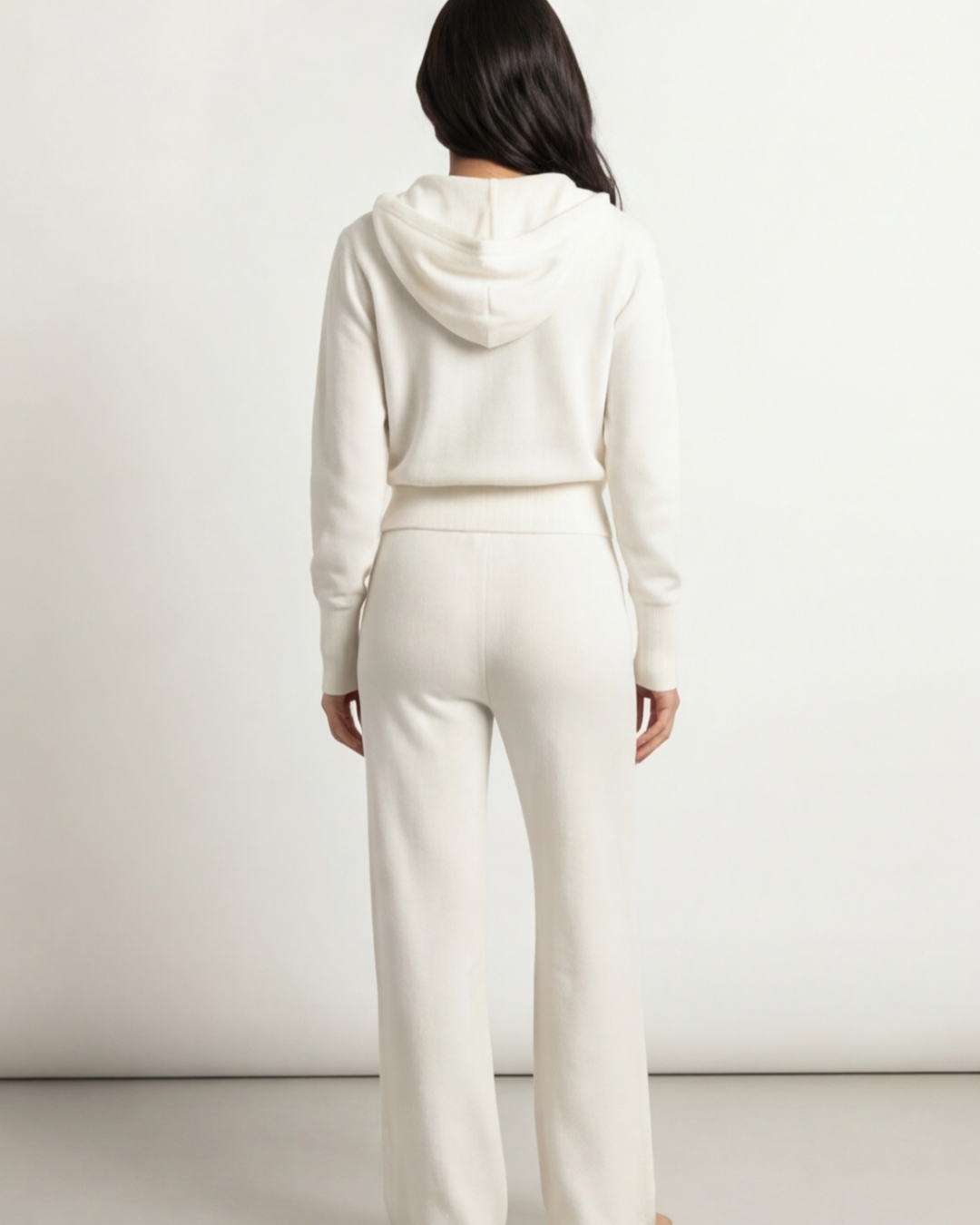 Women’s Elegant Luxury Lounge Set – Long Sleeve Top and Comfortable Pants