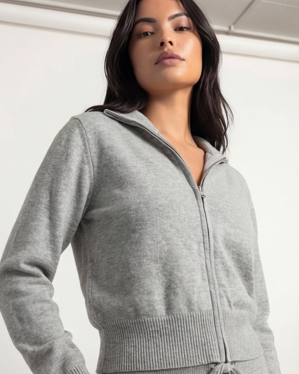 Women’s Elegant Luxury Lounge Set – Long Sleeve Top and Comfortable Pants