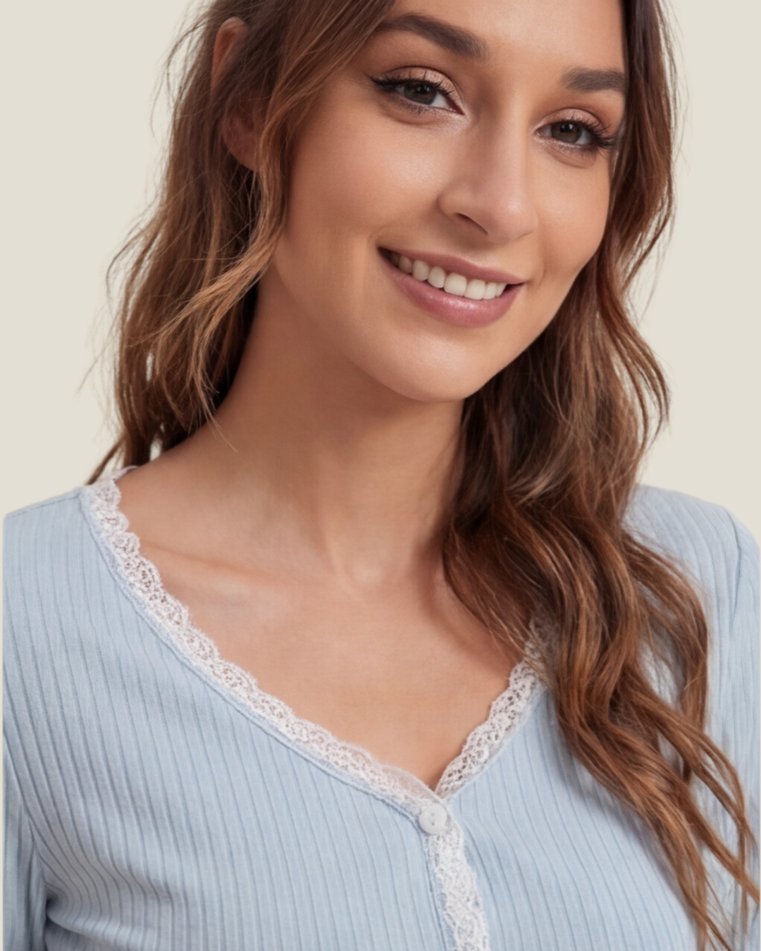 Comfortabele kanten pyjamaset voor dames – top met lange mouwen en nauwsluitende broek