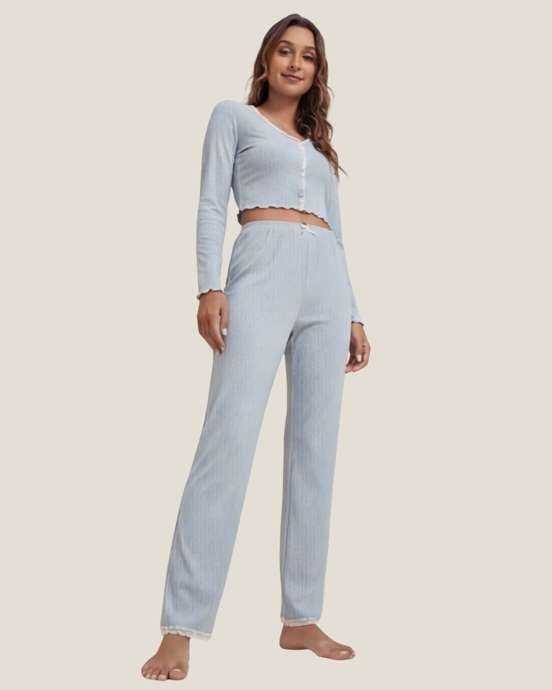 Comfortabele kanten pyjamaset voor dames – top met lange mouwen en nauwsluitende broek