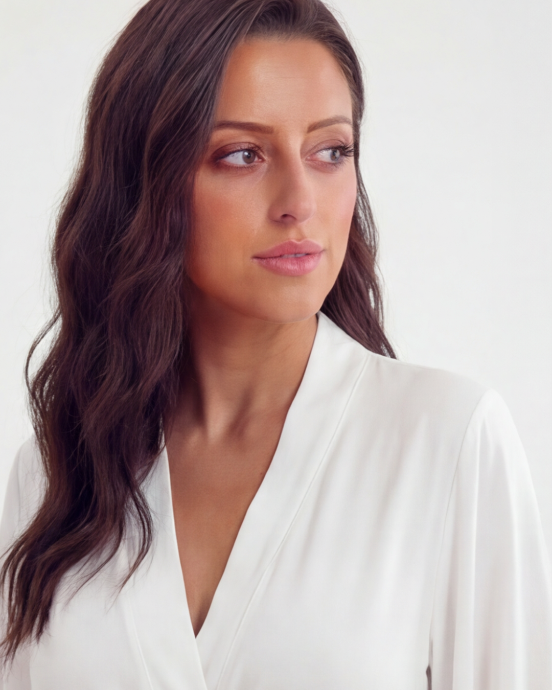 Women’s White Long Sleeve Robe – Elegant Loose V-Neck Nightwear