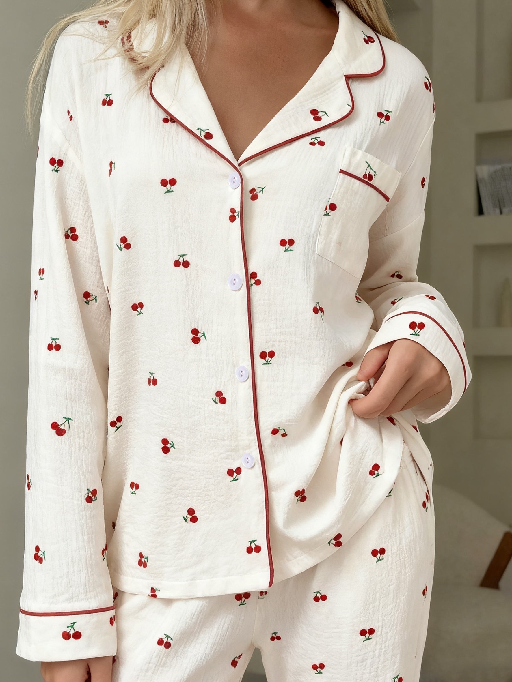 Reah Women’s Long-Sleeved Pajama Set – Cozy Comfortable Sleepwear Style