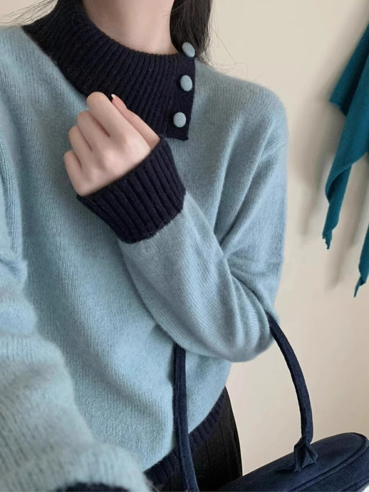 Soft Relaxed Knit Top - Elegant and Versatile