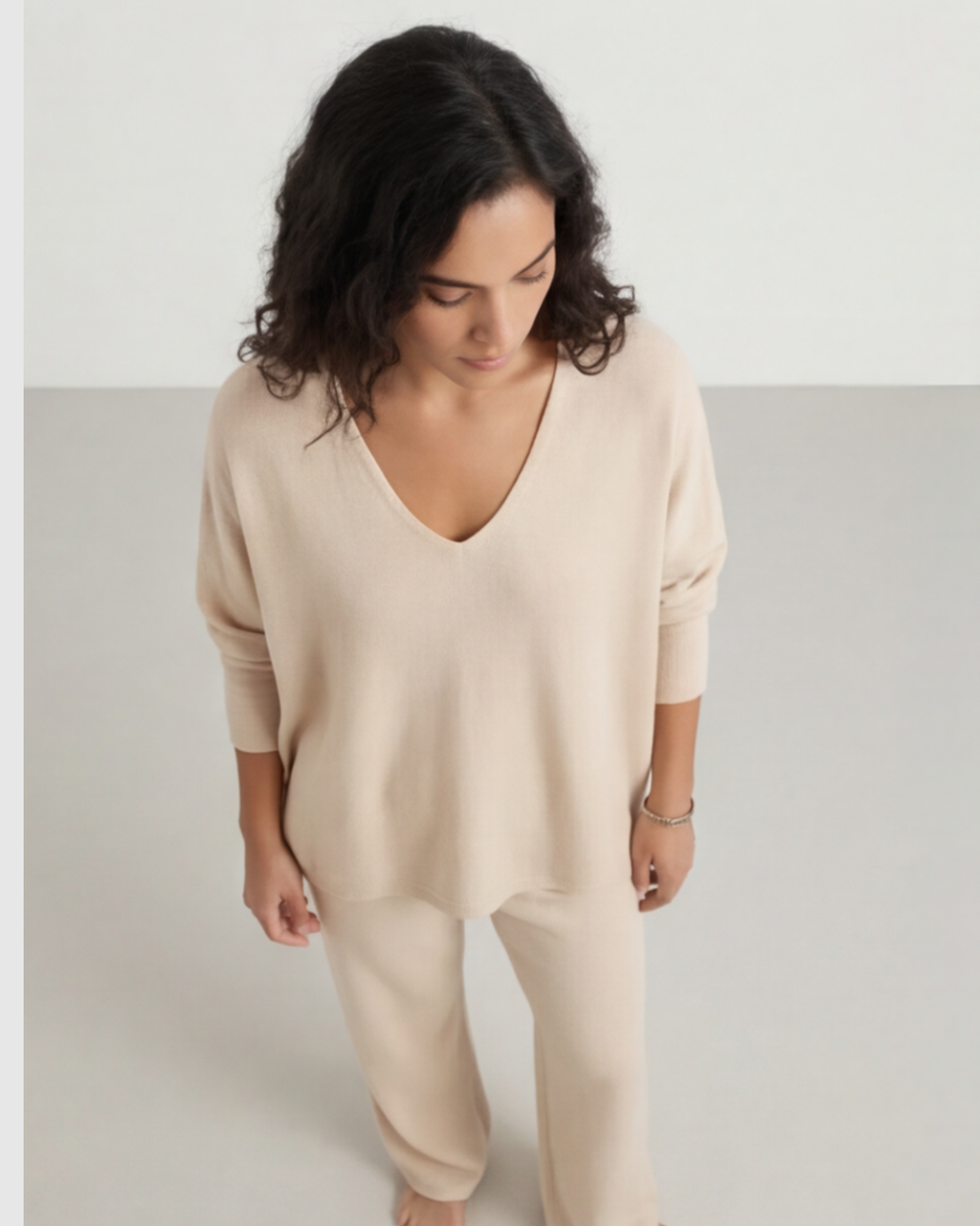 Women’s V-Neck Long Sleeve Top and Knit Pants – 2-Piece Loungewear Set