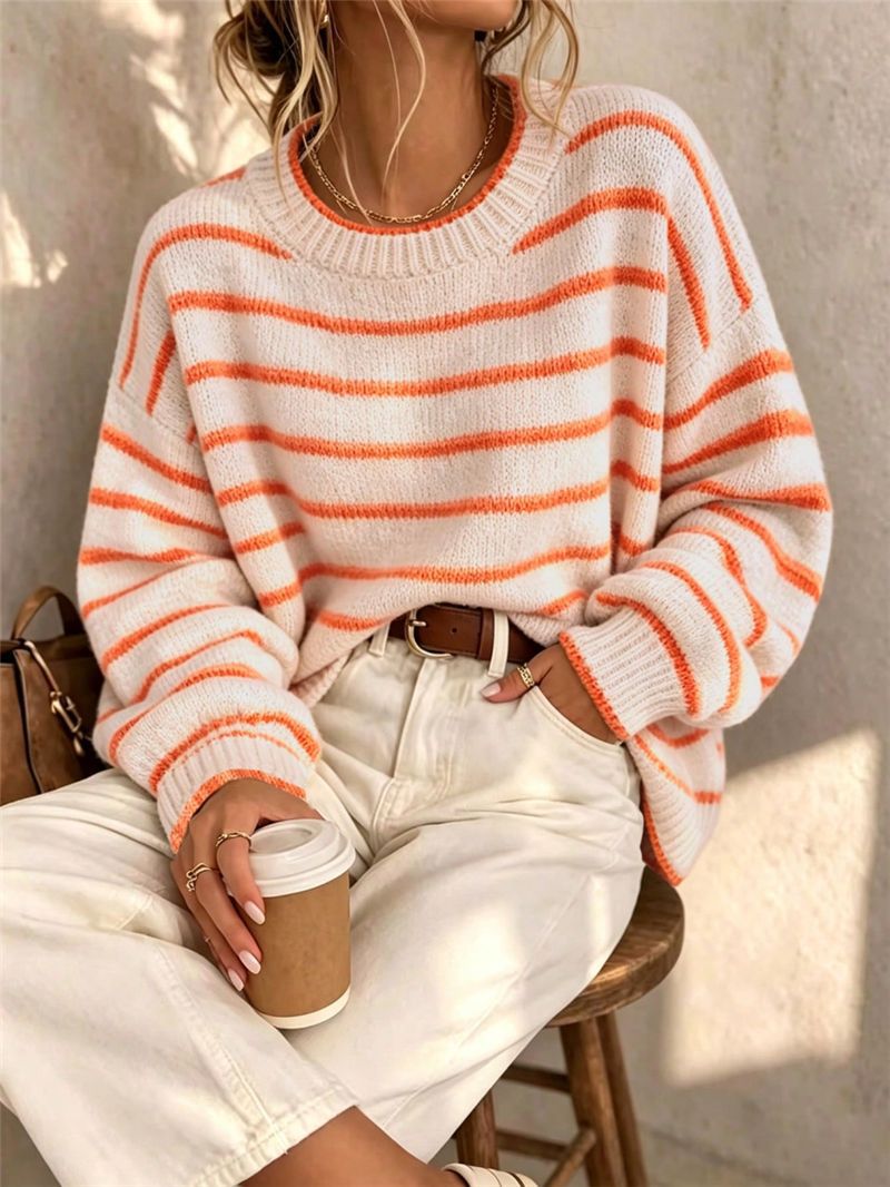 Round-Neck Knit Pullover Sweater - Casual and Comfortable