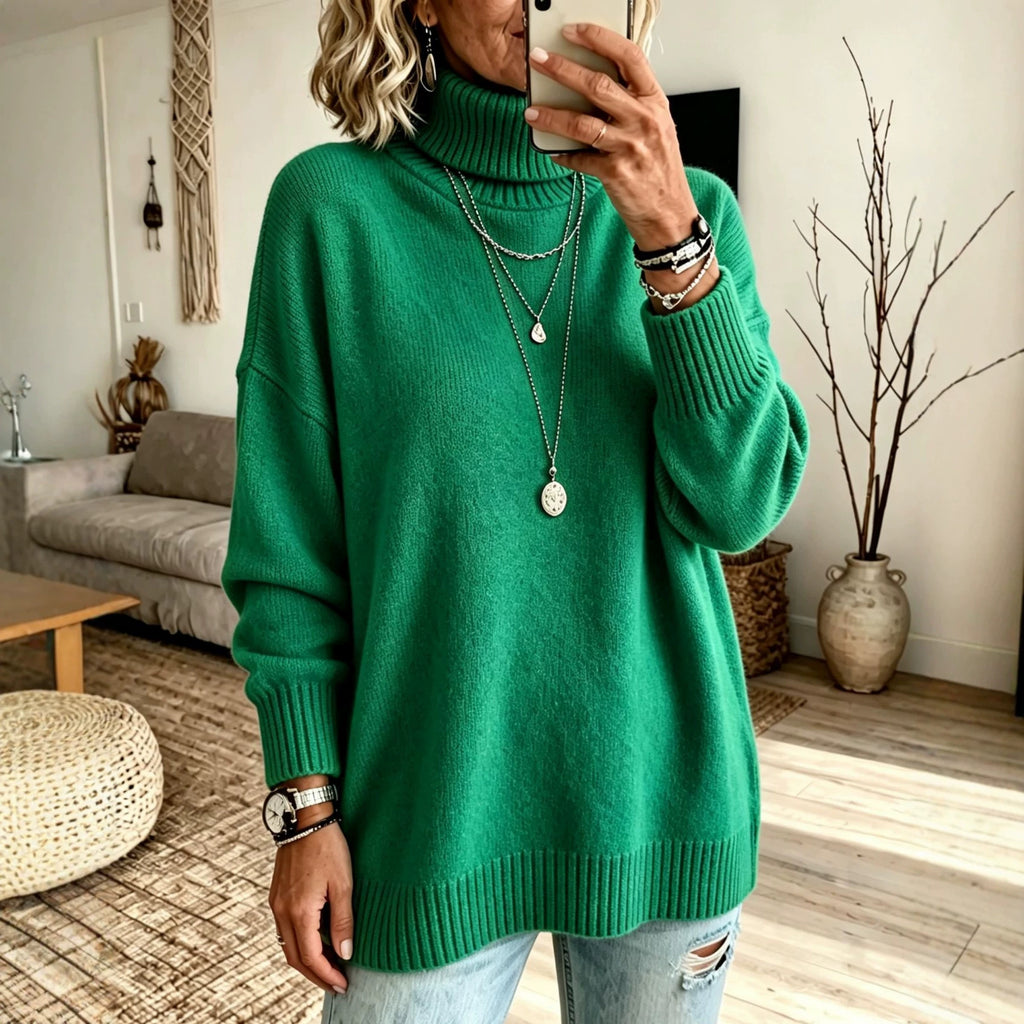 Loose-Fit Turtleneck Sweater - Soft and Trendy