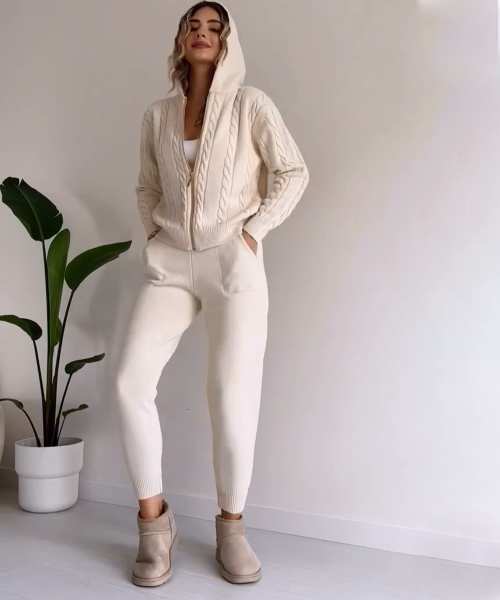 Women’s Sweater Cardigan Two-Piece Set – Cozy Stylish Outfit