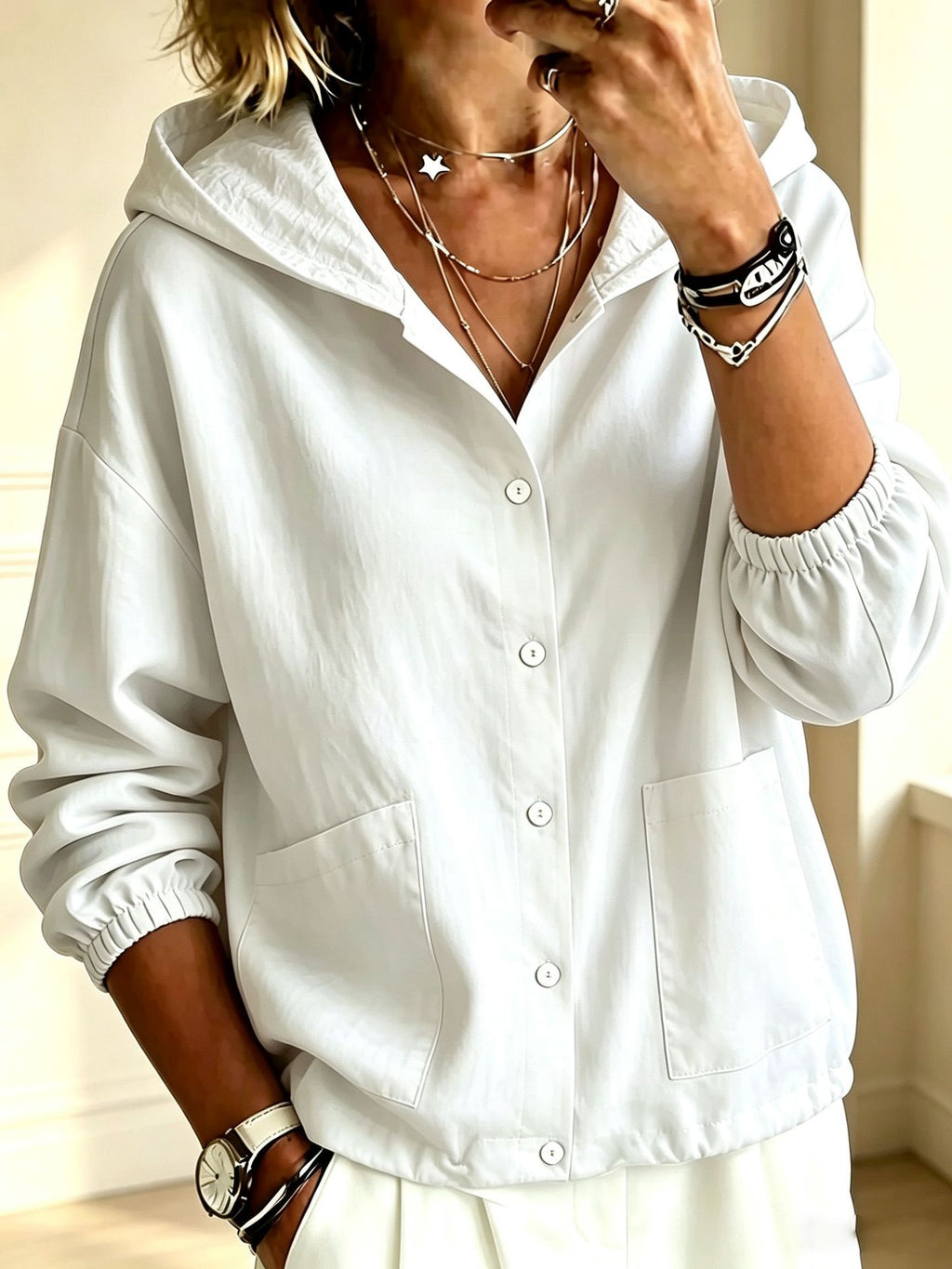 Women's hooded button-front jacket with a loose fit – A relaxed comfortable style