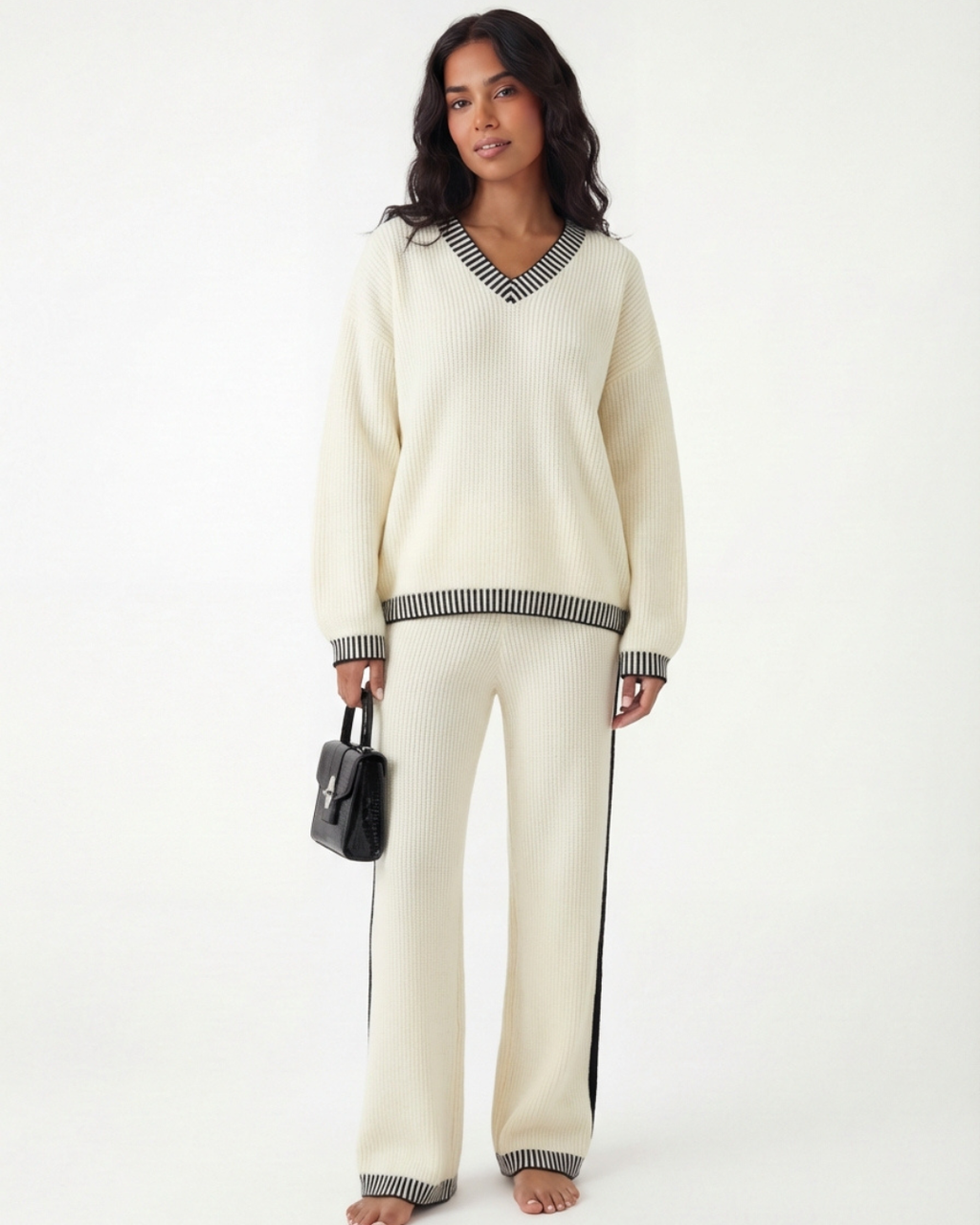 Women’s White Ribbed Two-Piece Set – V-Neck Pullover and Wide-Leg Pants