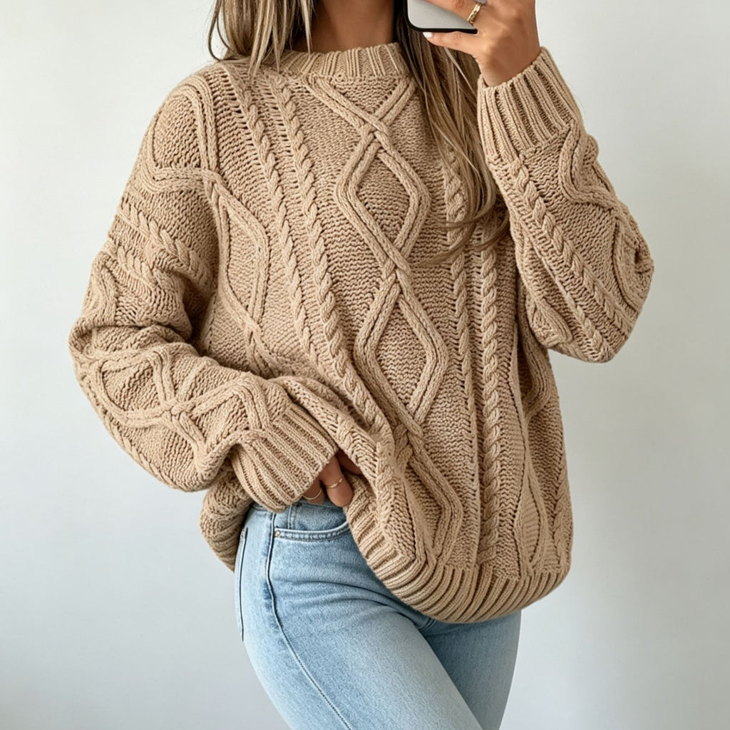 Round-Neck Loose Sweater - Soft and Casual