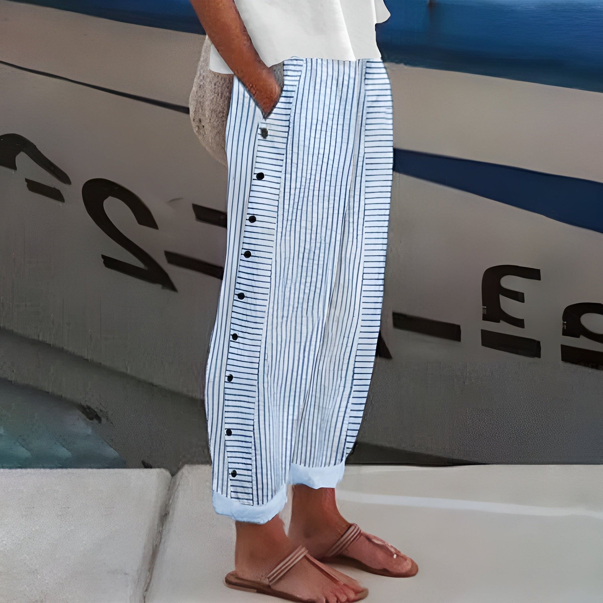 Women's Striped Panel Button-Detail Trousers – Modern Casual Tailored Style
