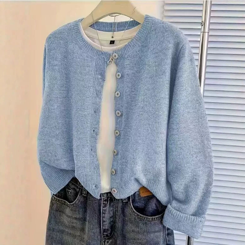 Short Round-Neck Knit Cardigan - Soft and Easy