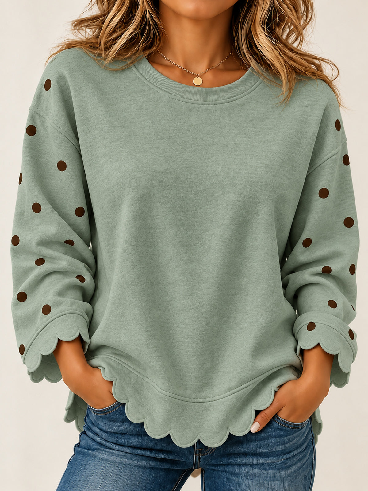 Flowy Women's Blouse - Elegant and Easy