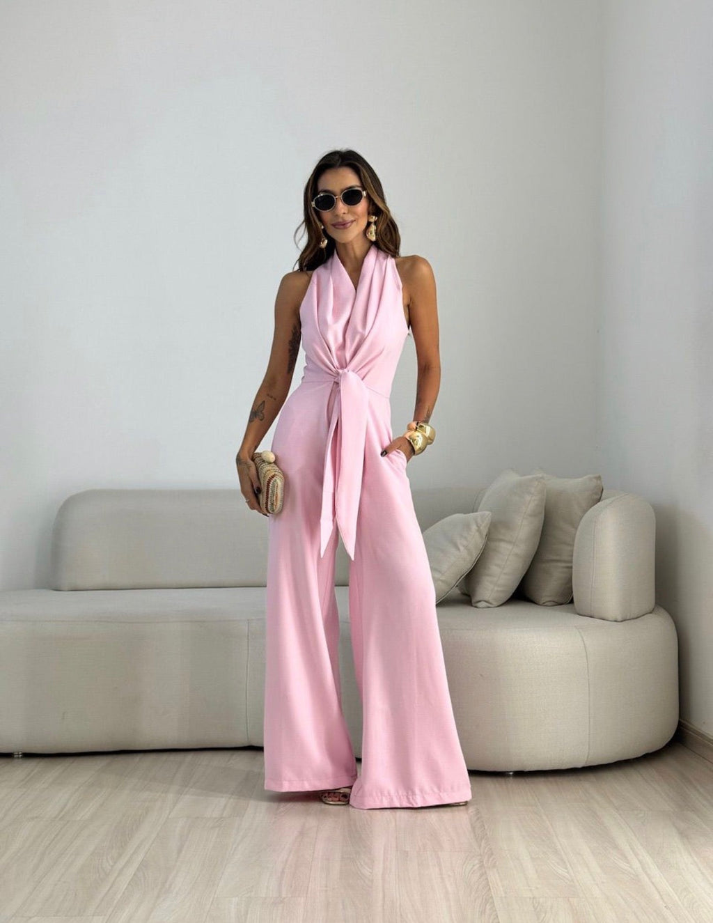 Women's Elegant Sleeveless Jumpsuit - Contemporary Luxury Outfit