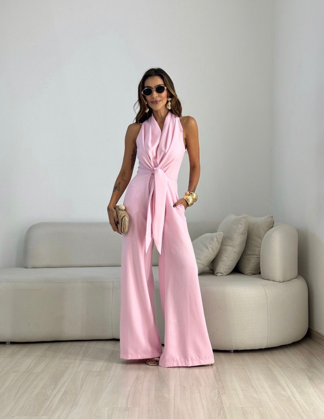 Women's Elegant Sleeveless Jumpsuit - Contemporary Luxury Outfit