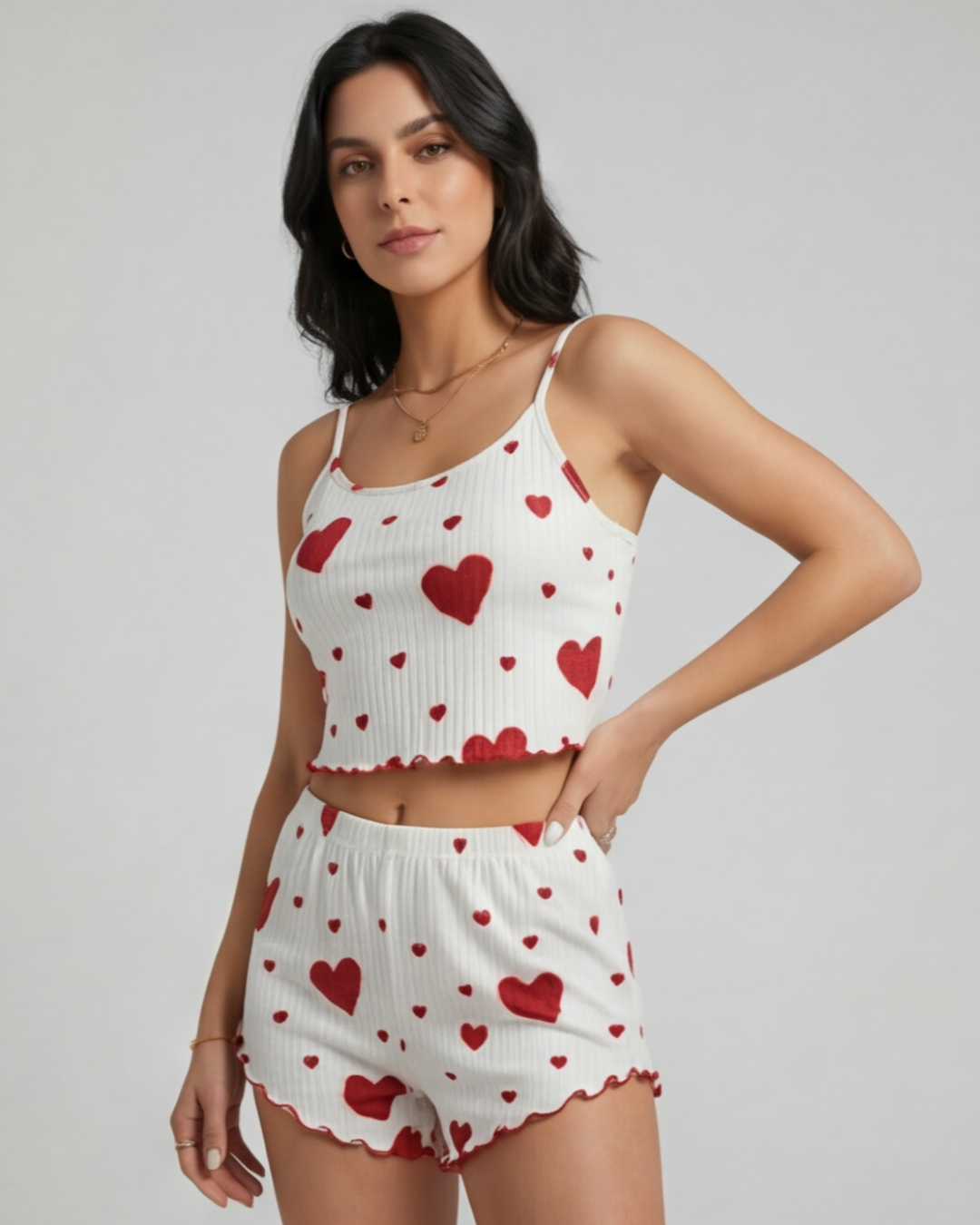 Women’s Stylish 2-Piece Heart Print Pajama Set – Comfy Top and Shorts Sleepwear