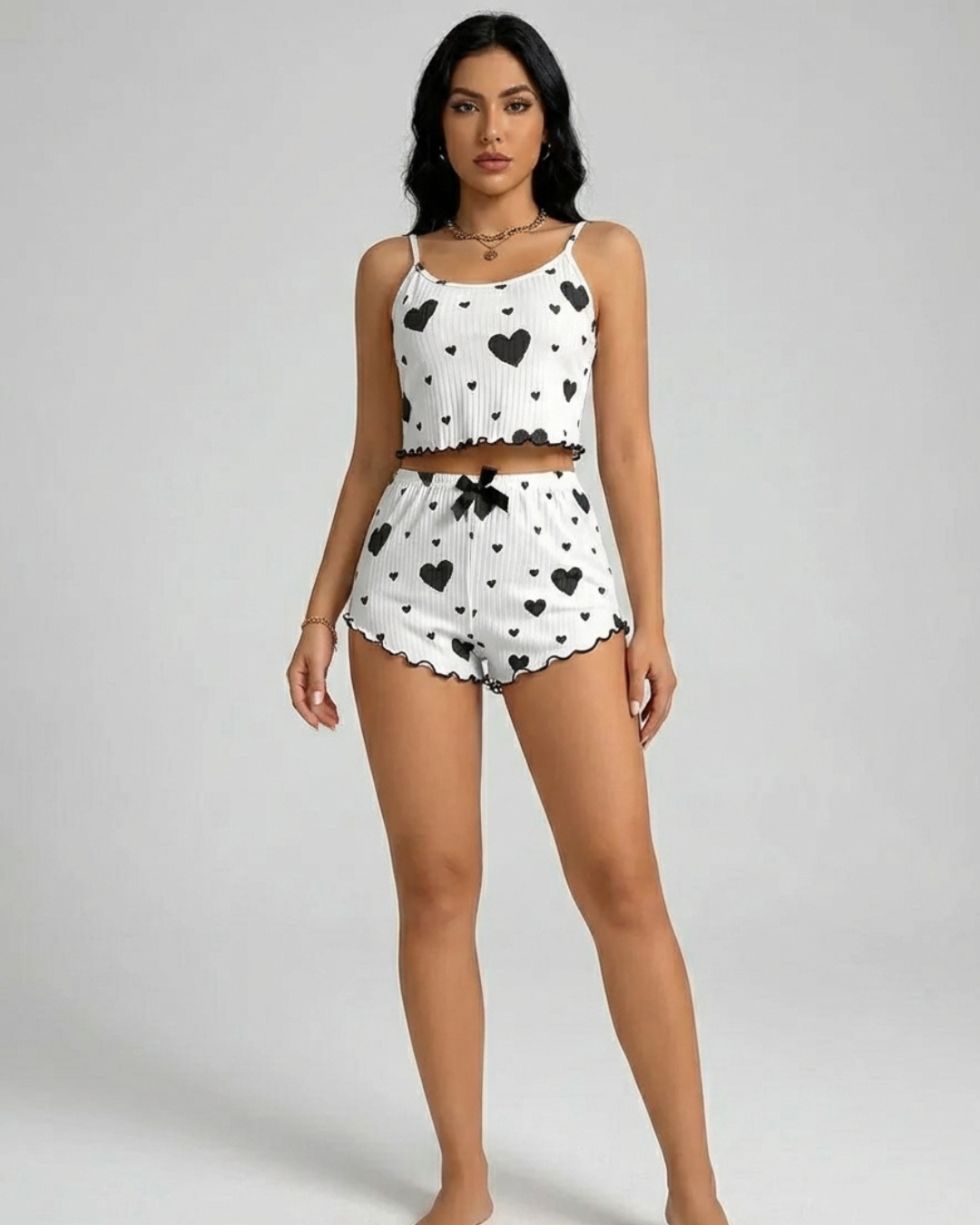 Women’s Stylish 2-Piece Heart Print Pajama Set – Comfy Top and Shorts Sleepwear