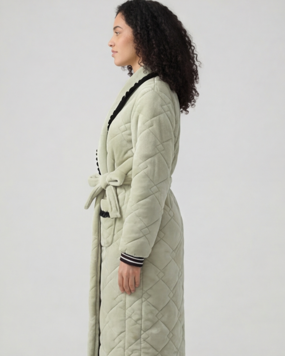 Women’s Winter Thick Quilted Bathrobe – Mid-Length Coral Fleece Pajama Robe