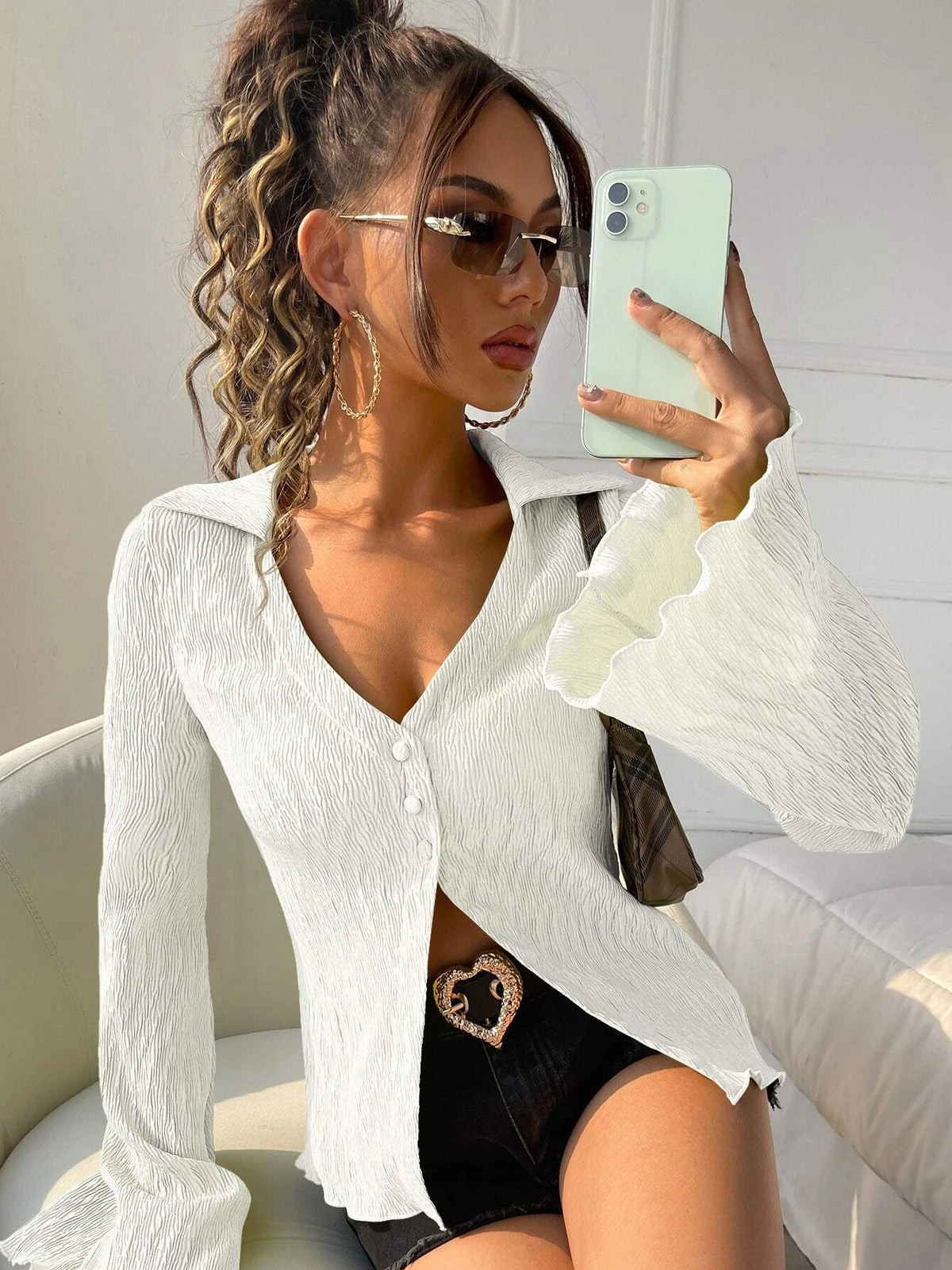 Retro Close-Knit Long-Sleeve Top - Soft and Easy