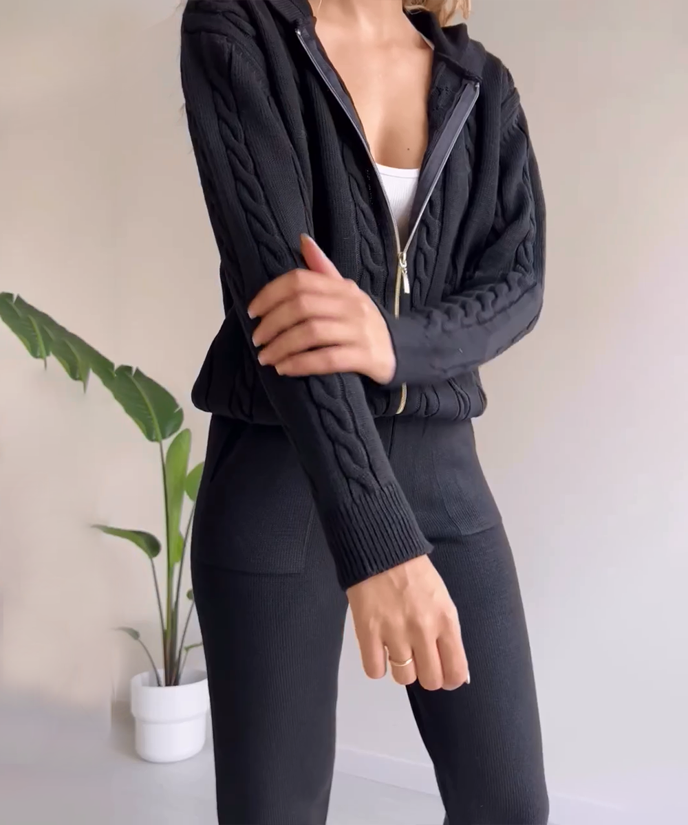 Women’s Sweater Cardigan Two-Piece Set – Cozy Stylish Outfit