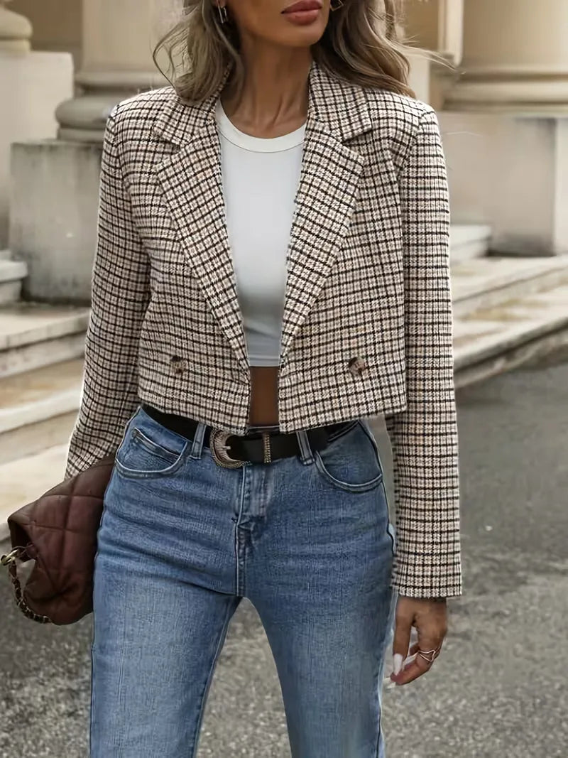 Plaid Long-Sleeve Blazer - Structured and Polished