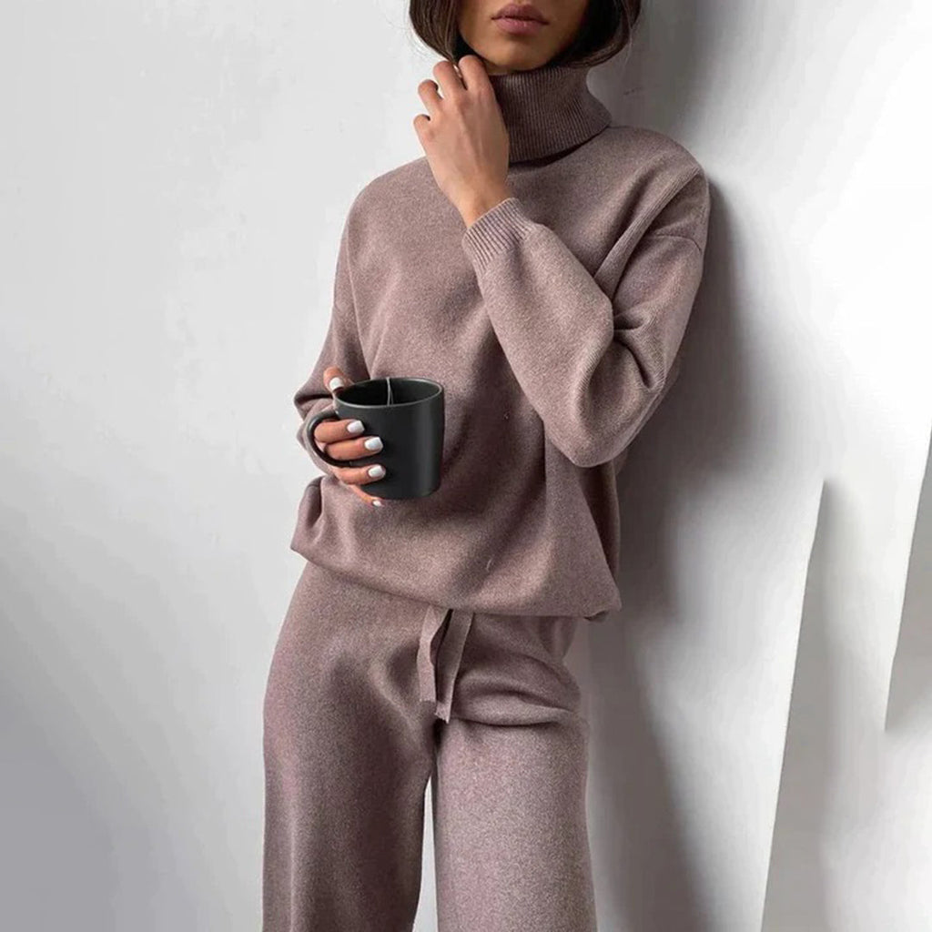 Women's Loungewear Set with Turtleneck and Wide Legs - Coffee