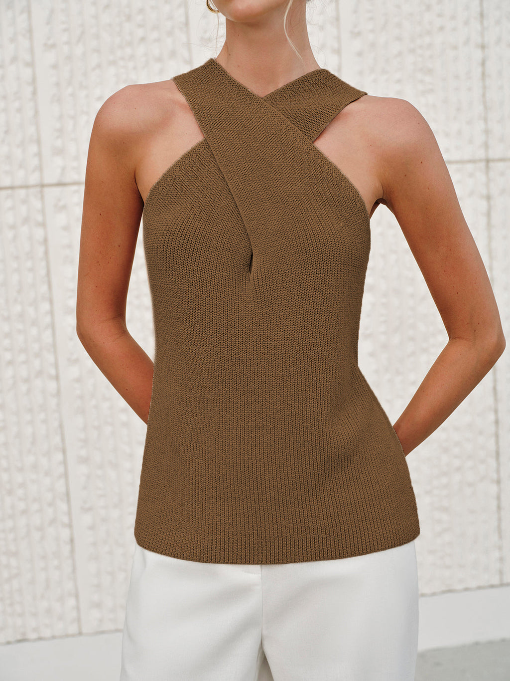 Women's Halter Top – Elegant Sleeveless Summer Blouse