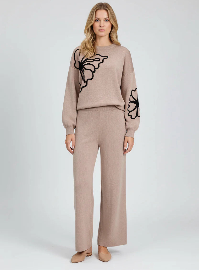 Women’s Premium Knitted Loungewear Set – Round Neck Embroidered Top and Wide-Leg Pants