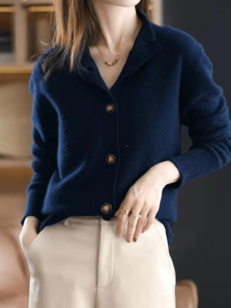 Button Cardigan - Soft and Easy to Wear