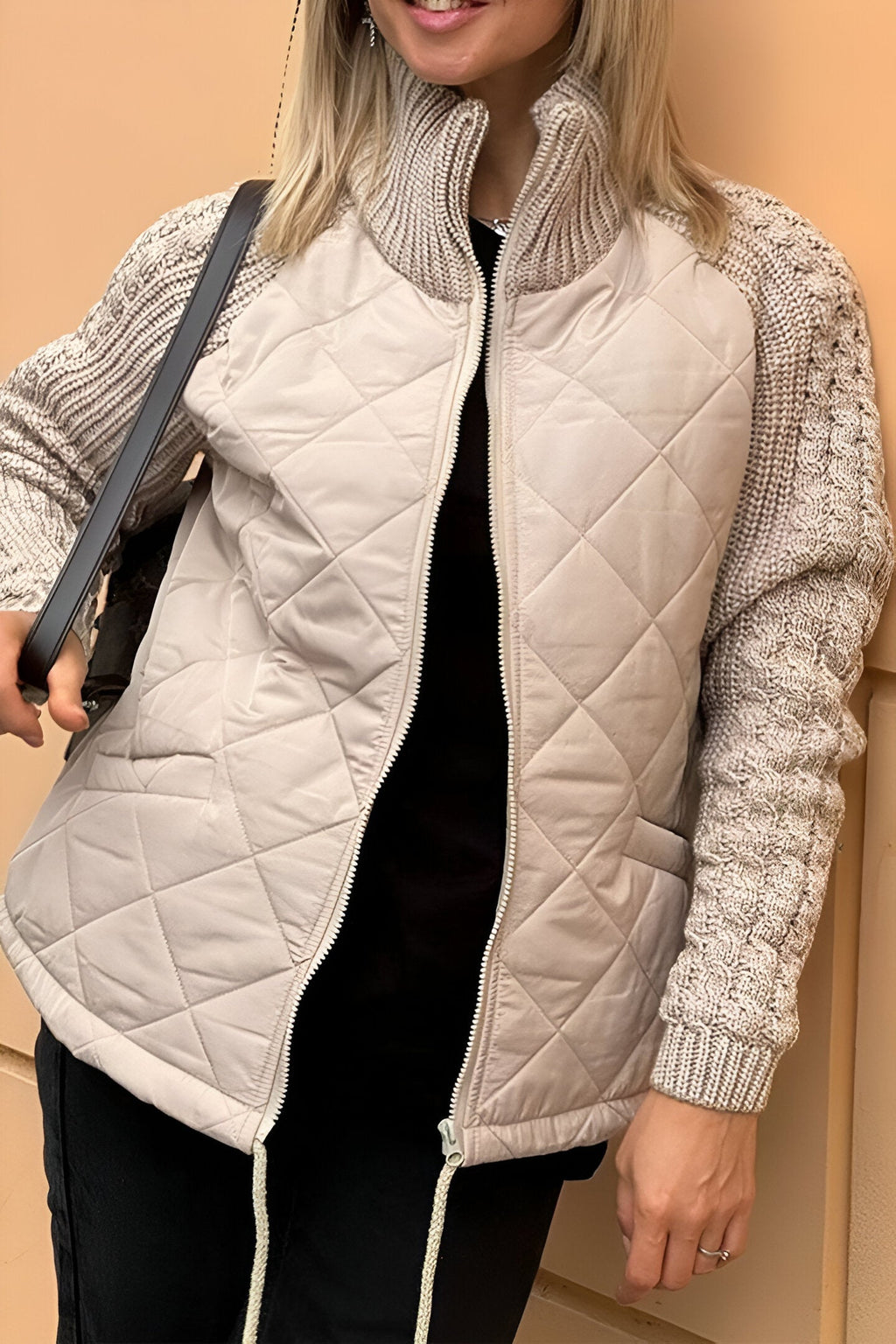 Women’s Mixed-Knit Zip-Up Jacket – Stylish Textured Casual Layering Style