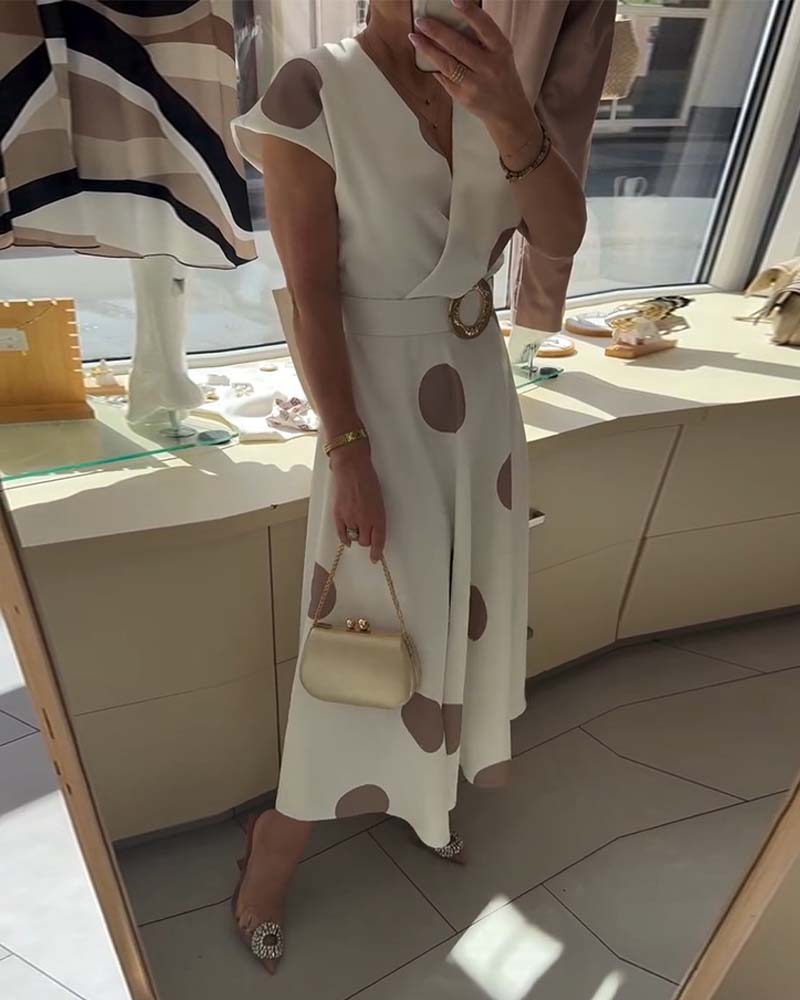 Women's Polka Dot V-Neck Dress – Waist-Defining Everyday Summer Style