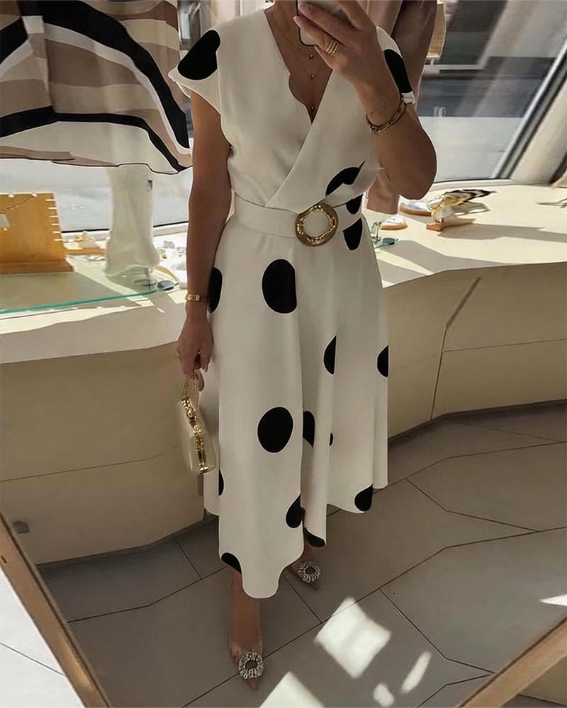 Women's Polka Dot V-Neck Dress – Waist-Defining Everyday Summer Style