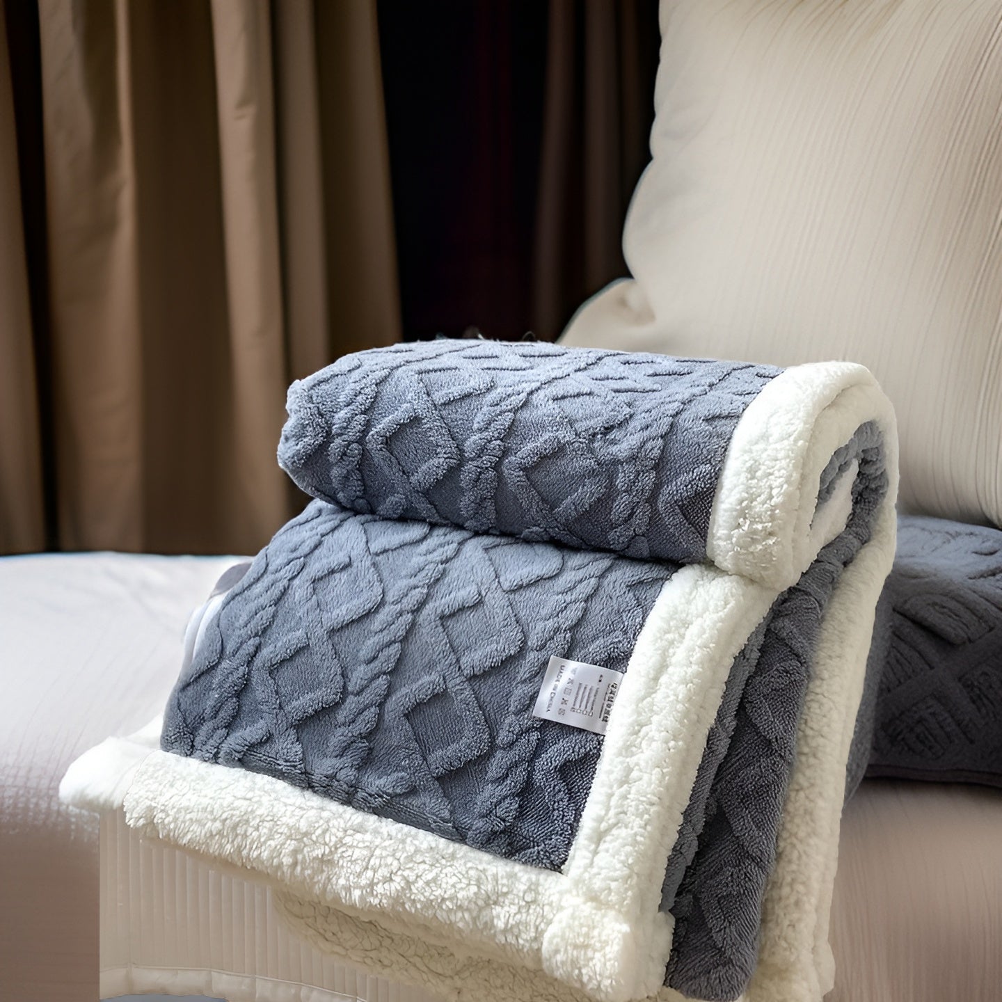 Luxurious Double-Sided Fleece Blanket for Ultimate Winter Comfort