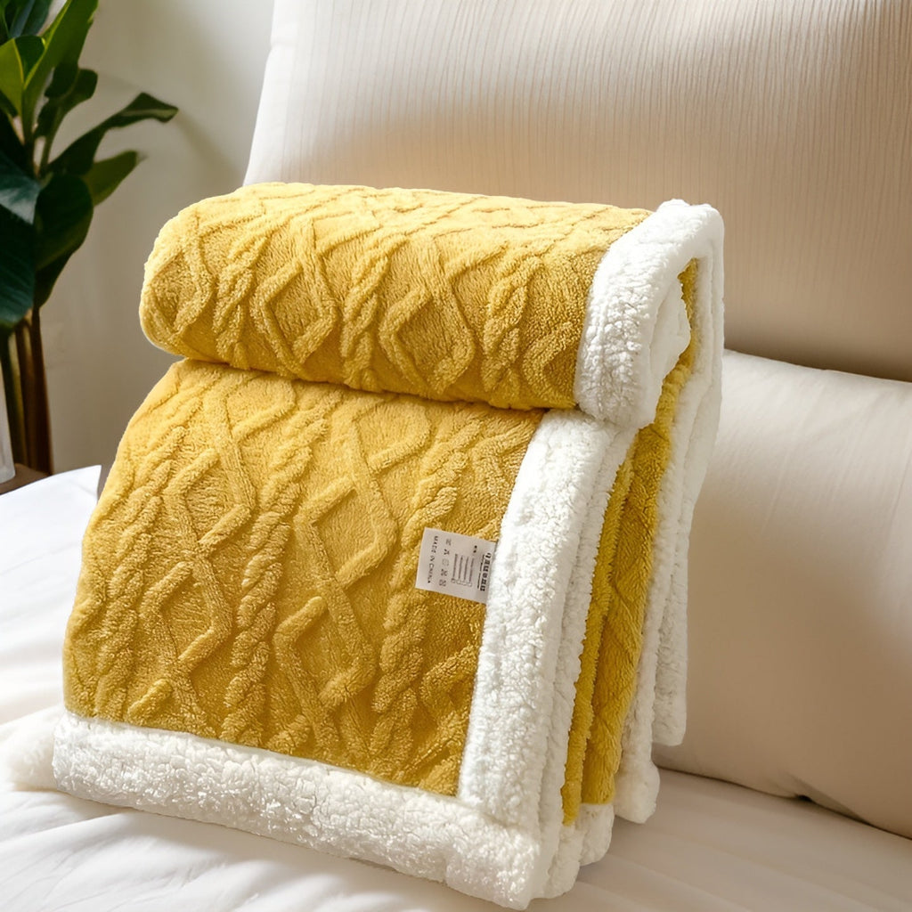 Luxurious Double-Sided Fleece Blanket for Ultimate Winter Comfort