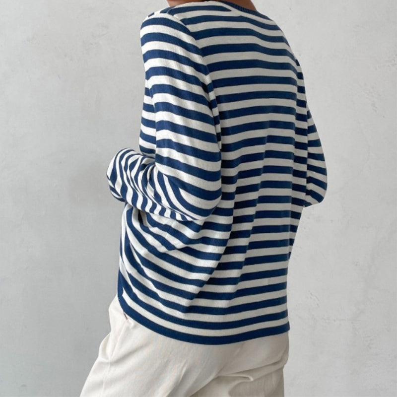 Women's Elegant Long-Sleeve Blouse - Refined Everyday Style