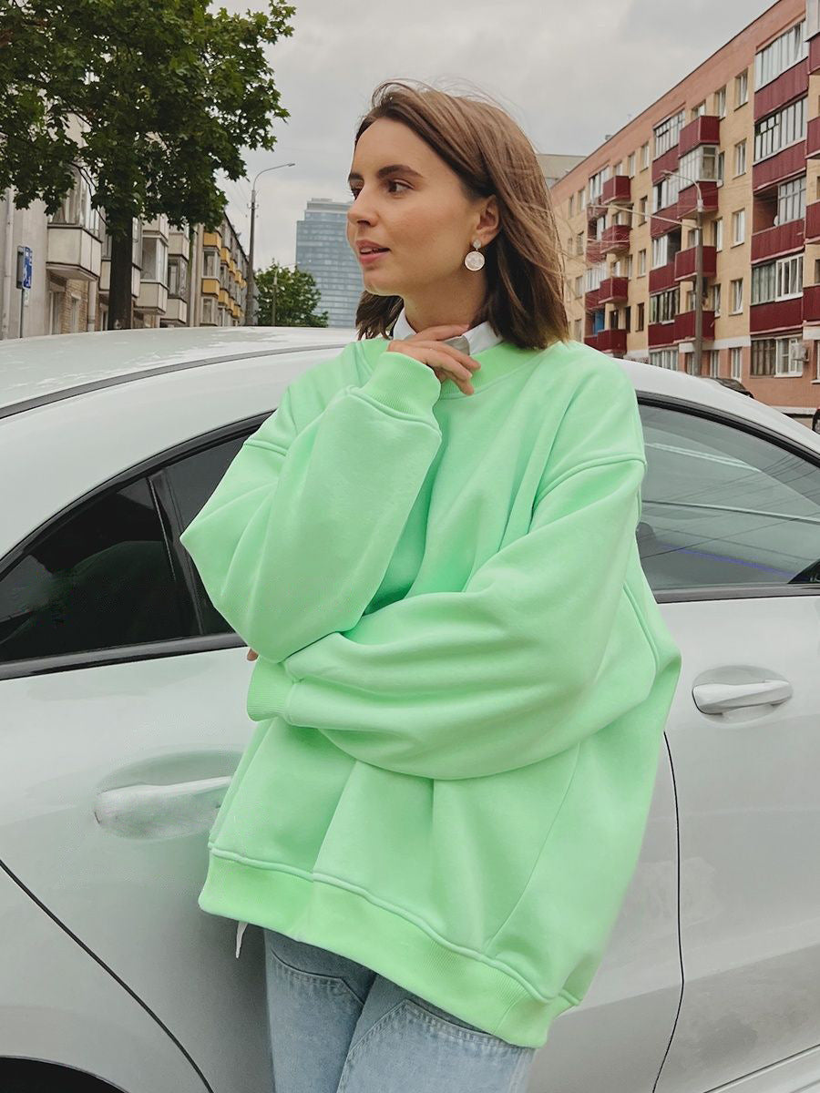 Women’s Oversized Sweatshirt – Soft Casual Comfort