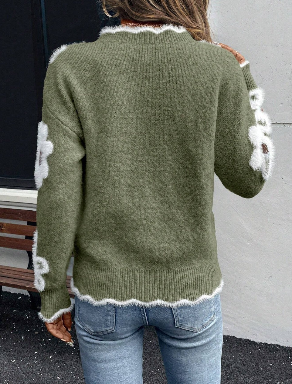 Women’s Floral Knit Sweater – Soft Cozy Elegant Everyday Style