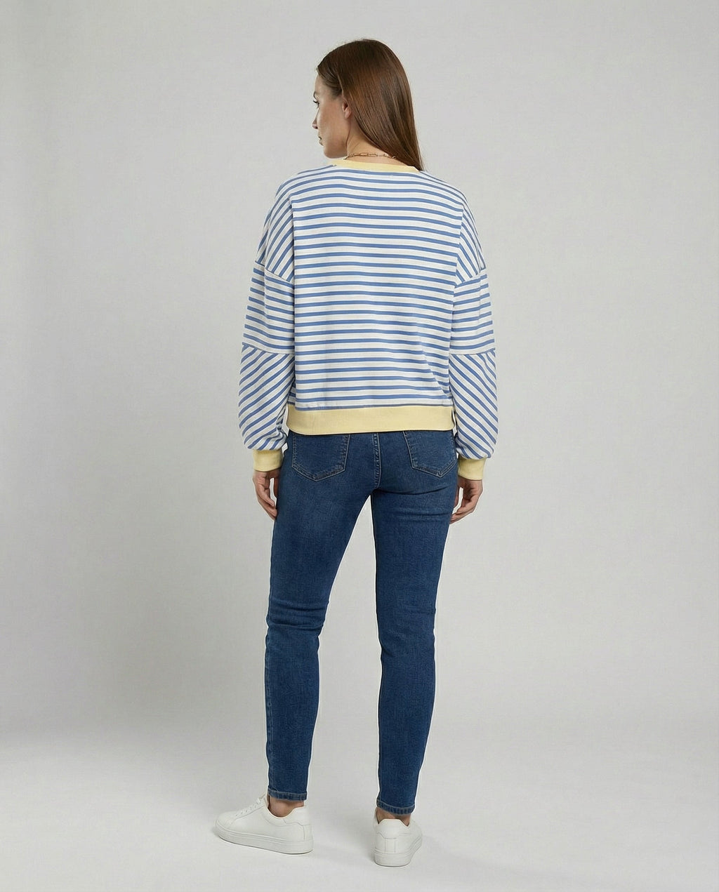 Women’s Striped Boxy Sweatshirt – Casual Contrast Trim Style