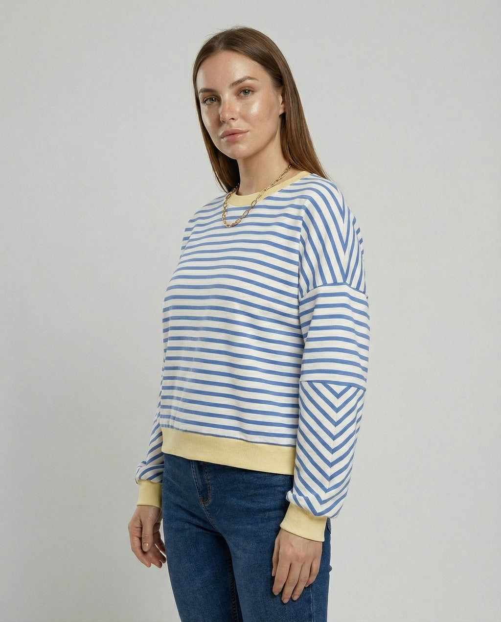 Women’s Striped Boxy Sweatshirt – Casual Contrast Trim Style