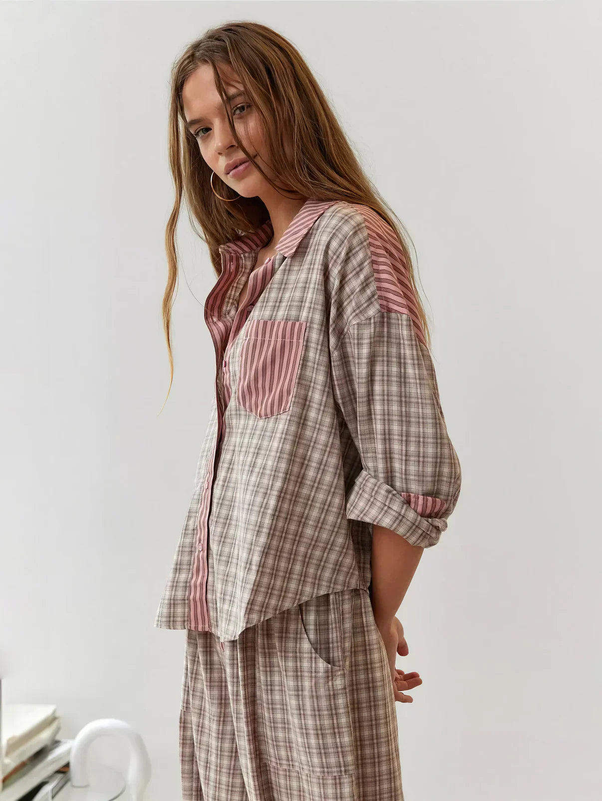 Premium geruite pyjamaset voor dames – Zachte en comfortabele tweedelige nachtkleding